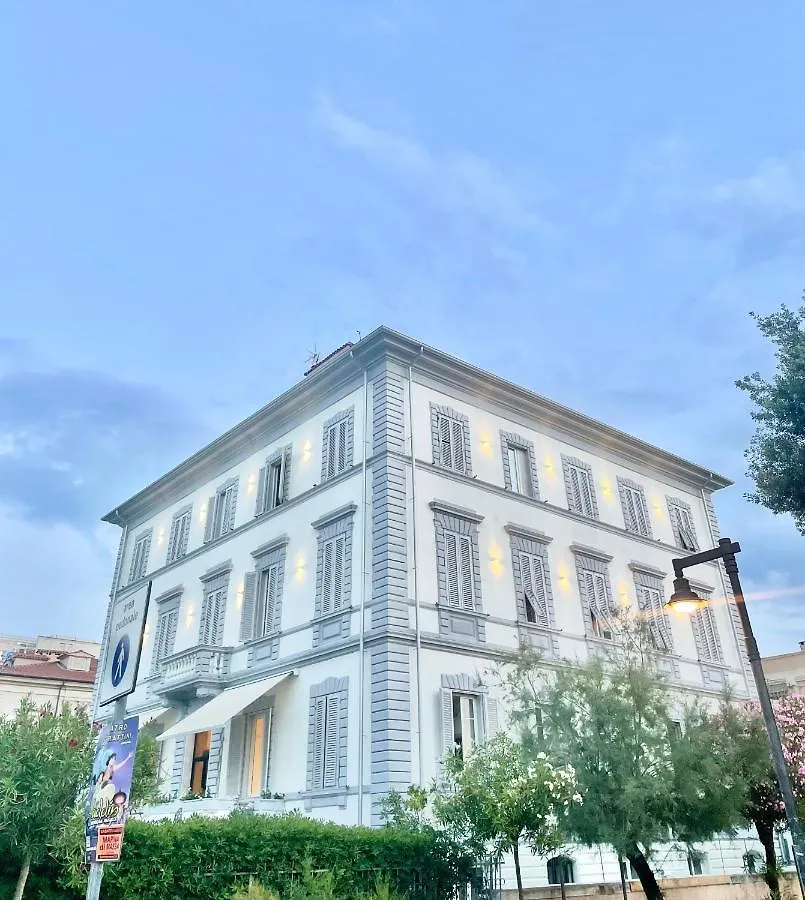 Hotel Tirreno Marina di Massa