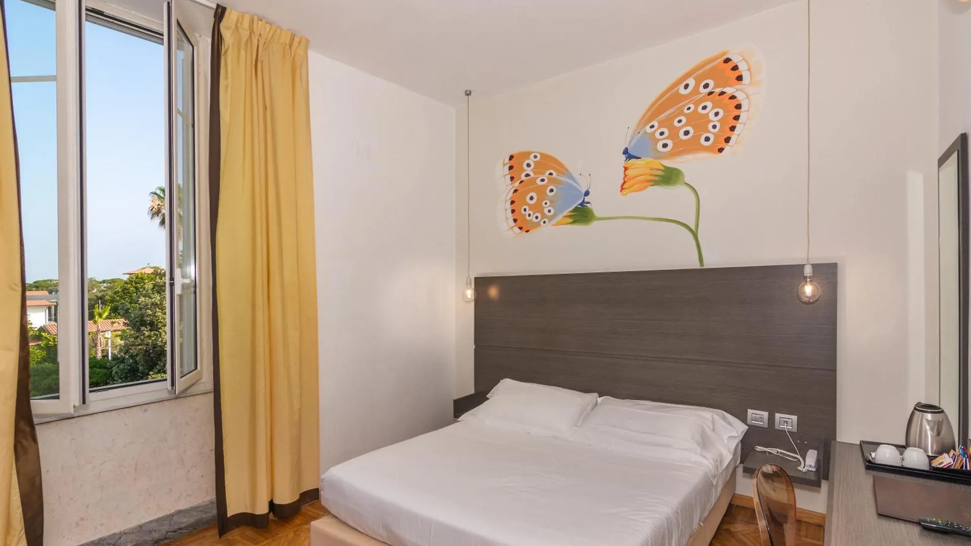 Hotel Tirreno Marina di Massa
