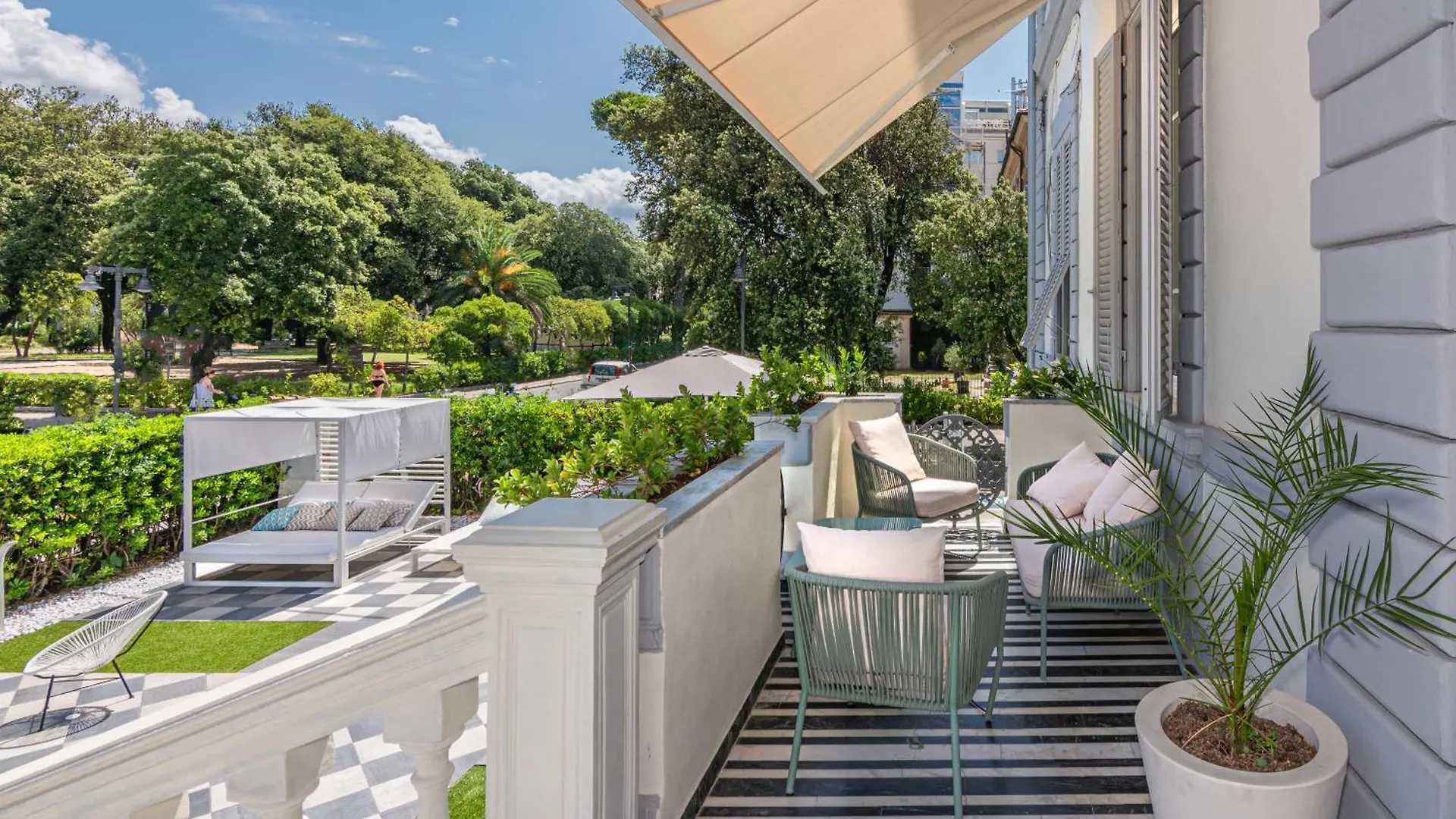 Hotel Tirreno Marina di Massa 4*,