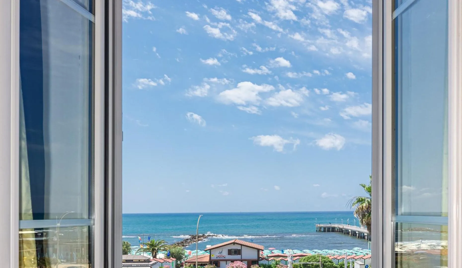 Hotel Tirreno Marina di Massa